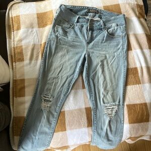 14R Torrid distressed premium jegging